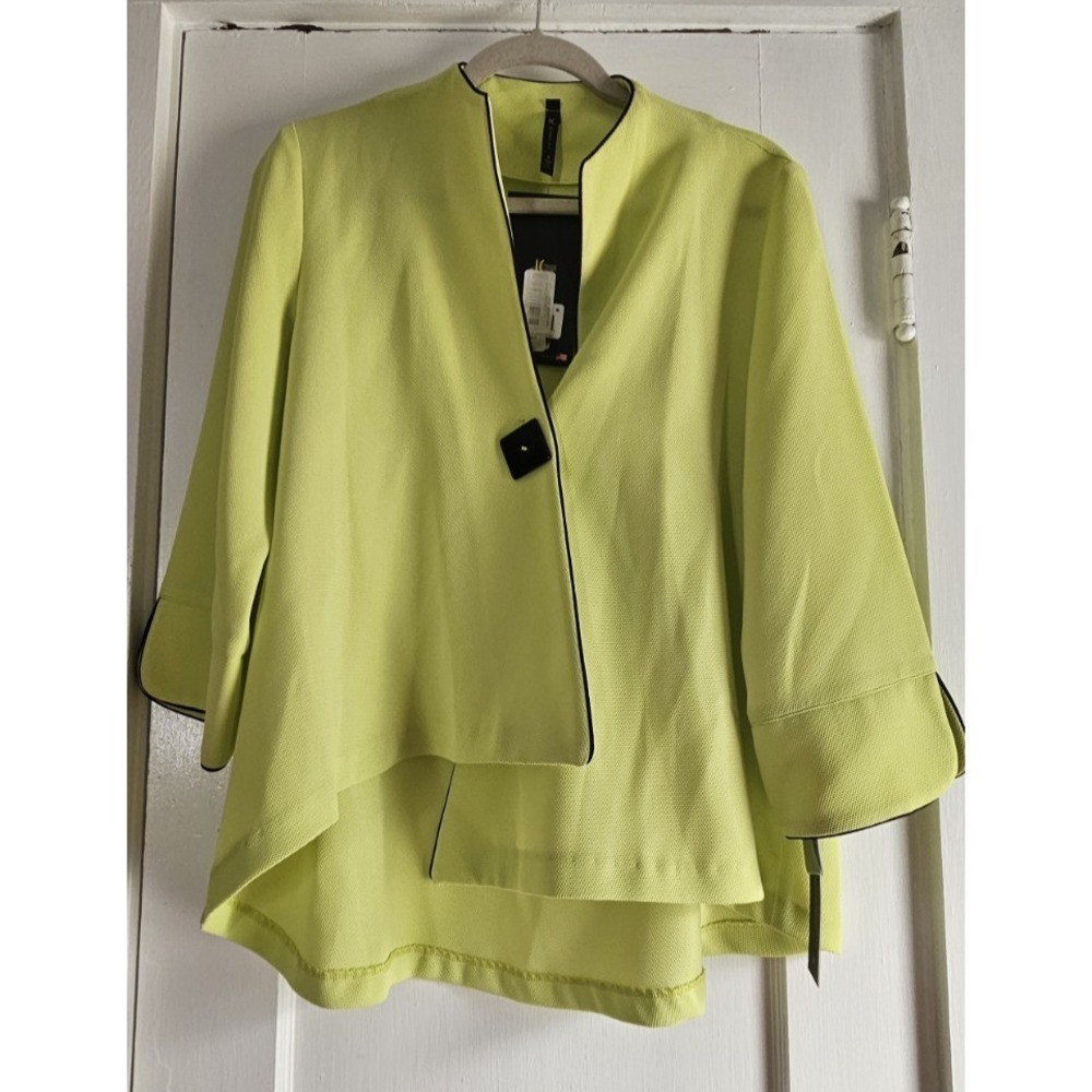 NWT IC by Connie K lime green textured one button jacket‎ woman Sz M 3/4 Sleeves